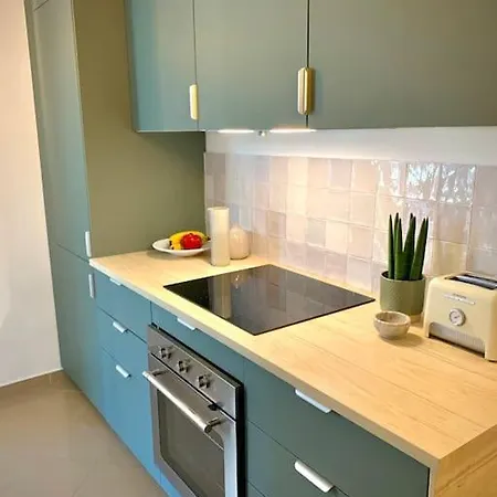 Unique Pour 6 - 30m - Terrasse - Clim - Parking Apartment Saint-Raphael (Var)